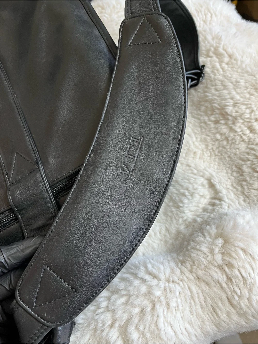 Tumi Black Leather Multi-Pocket Briefcase with Shoulder Strap